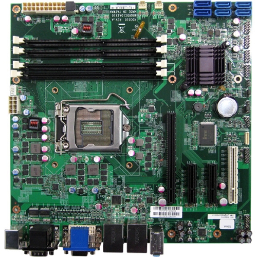 Micro ATX supportant les processeurs de bureau Intel Core de 2ème génération (double affichage)